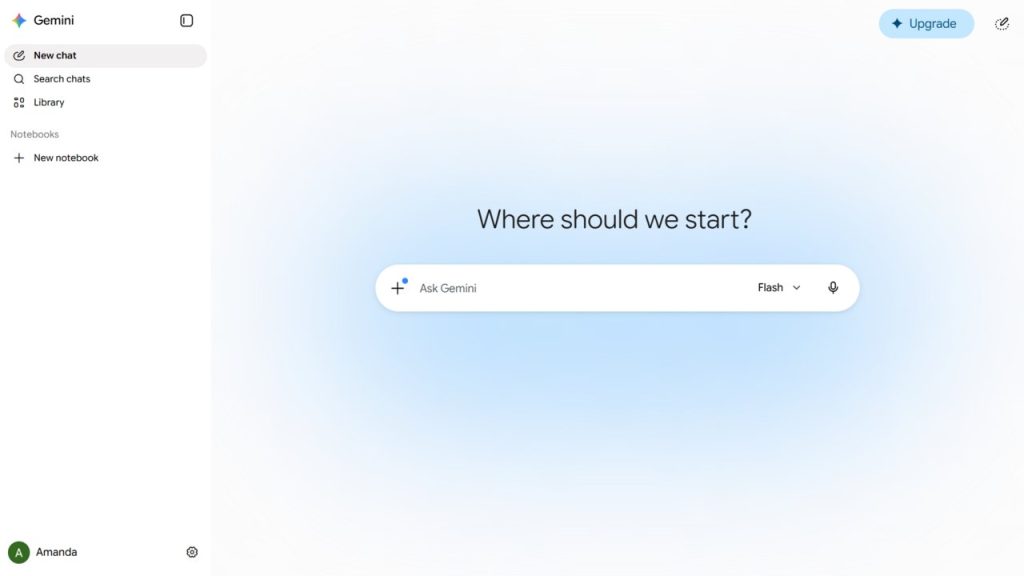 Pantalla de inicio de un asistente de chat con inteligencia artificial